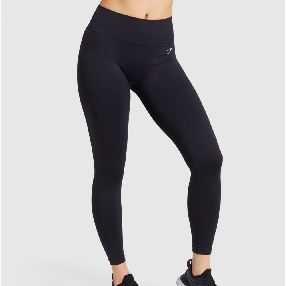 Gymshark fit seamless mid rise leggings (black)